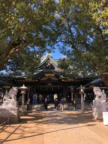 穴八幡宮の本殿・本堂