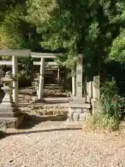 神明社の鳥居