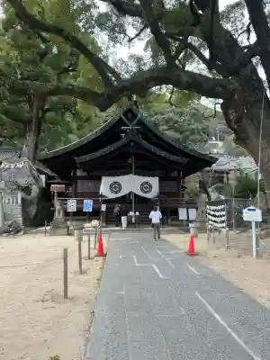 住吉神社の{uncategorized: "未分類", other: "その他", undefined: "問題あり", building: "その他建物", grave: "お墓", sacred_gate: "鳥居", guardian: "狛犬", statue: "像", buddha: "仏像", history: "歴史", nature: "自然", garden: "庭園", animal: "動物", pagoda: "塔", temizu: "手水舎", mountain_gate: "山門・神門", sanctuary: "本殿・本堂", subordinate: "末社・摂社", art: "芸術", scenery: "景色", jizo: "地蔵", ema: "絵馬", goshuin: "御朱印", omikuji: "おみくじ", items: "授与品その他", amulet: "お守り", goshuincho: "御朱印帳", eats: "食事", festival: "お祭り", votive_dance: "神楽", shichigosan: "七五三参", wedding: "結婚式", experience: "体験その他", initially: "初詣", around: "周辺", anti_infection: "感染症対策"}