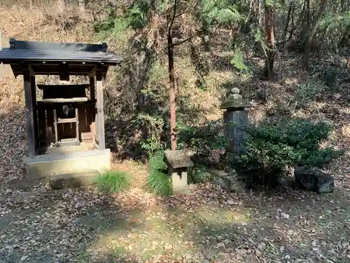 新里八幡宮の末社・摂社