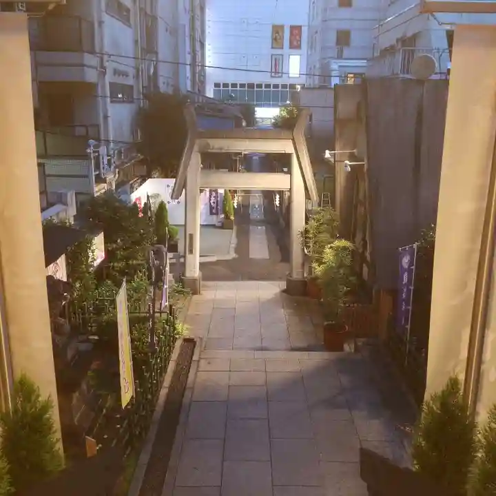 烏森神社の鳥居