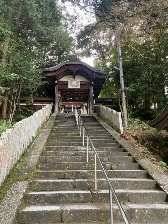 往馬坐伊古麻都比古神社(奈良県)