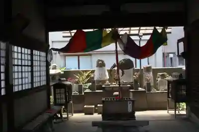 源内塚(薬師堂)(滋賀県)