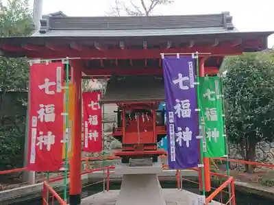 尾曳稲荷神社の末社・摂社