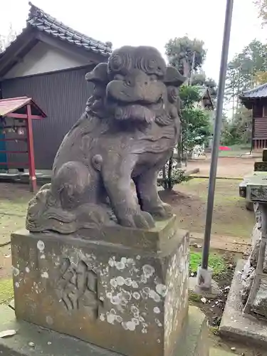 率土神社の狛犬