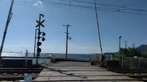 三津厳島神社の周辺