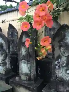 延命寺の像(2020年07月12日(日) 16時45分19秒投稿)