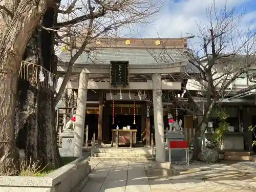 飛木稲荷神社の鳥居