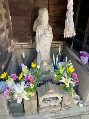 宗興寺の{uncategorized: "未分類", other: "その他", undefined: "問題あり", building: "その他建物", grave: "お墓", sacred_gate: "鳥居", guardian: "狛犬", statue: "像", buddha: "仏像", history: "歴史", nature: "自然", garden: "庭園", animal: "動物", pagoda: "塔", temizu: "手水舎", mountain_gate: "山門・神門", sanctuary: "本殿・本堂", subordinate: "末社・摂社", art: "芸術", scenery: "景色", jizo: "地蔵", ema: "絵馬", goshuin: "御朱印", omikuji: "おみくじ", items: "授与品その他", amulet: "お守り", goshuincho: "御朱印帳", eats: "食事", festival: "お祭り", votive_dance: "神楽", shichigosan: "七五三参", wedding: "結婚式", experience: "体験その他", initially: "初詣", around: "周辺", anti_infection: "感染症対策"}