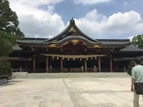 寒川神社の本殿・本堂