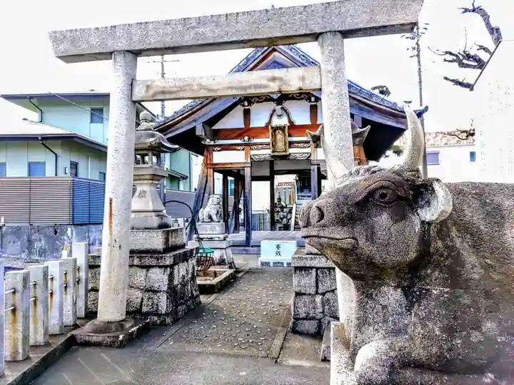 八劔社(土古町)の狛犬