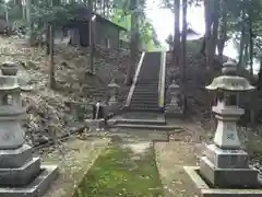 八柱神社の建物その他