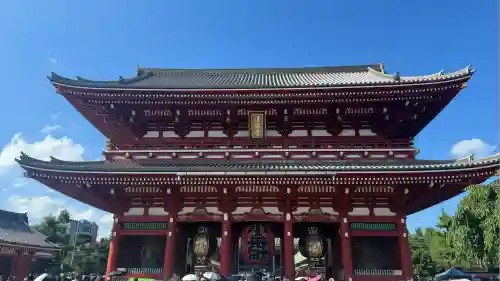 浅草寺の山門・神門
