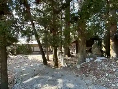 大宮飯沼神社の{uncategorized: "未分類", other: "その他", undefined: "問題あり", building: "その他建物", grave: "お墓", sacred_gate: "鳥居", guardian: "狛犬", statue: "像", buddha: "仏像", history: "歴史", nature: "自然", garden: "庭園", animal: "動物", pagoda: "塔", temizu: "手水舎", mountain_gate: "山門・神門", sanctuary: "本殿・本堂", subordinate: "末社・摂社", art: "芸術", scenery: "景色", jizo: "地蔵", ema: "絵馬", goshuin: "御朱印", omikuji: "おみくじ", items: "授与品その他", amulet: "お守り", goshuincho: "御朱印帳", eats: "食事", festival: "お祭り", votive_dance: "神楽", shichigosan: "七五三参", wedding: "結婚式", experience: "体験その他", initially: "初詣", around: "周辺", anti_infection: "感染症対策"}