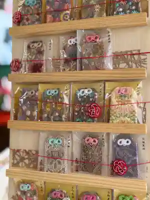 露天神社（お初天神）の{uncategorized: "未分類", other: "その他", undefined: "問題あり", building: "その他建物", grave: "お墓", sacred_gate: "鳥居", guardian: "狛犬", statue: "像", buddha: "仏像", history: "歴史", nature: "自然", garden: "庭園", animal: "動物", pagoda: "塔", temizu: "手水舎", mountain_gate: "山門・神門", sanctuary: "本殿・本堂", subordinate: "末社・摂社", art: "芸術", scenery: "景色", jizo: "地蔵", ema: "絵馬", goshuin: "御朱印", omikuji: "おみくじ", items: "授与品その他", amulet: "お守り", goshuincho: "御朱印帳", eats: "食事", festival: "お祭り", votive_dance: "神楽", shichigosan: "七五三参", wedding: "結婚式", experience: "体験その他", initially: "初詣", around: "周辺", anti_infection: "感染症対策"}