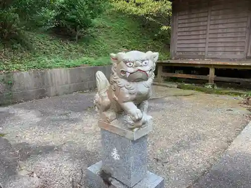 金氣神社の狛犬