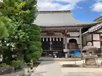 法船寺の本殿・本堂