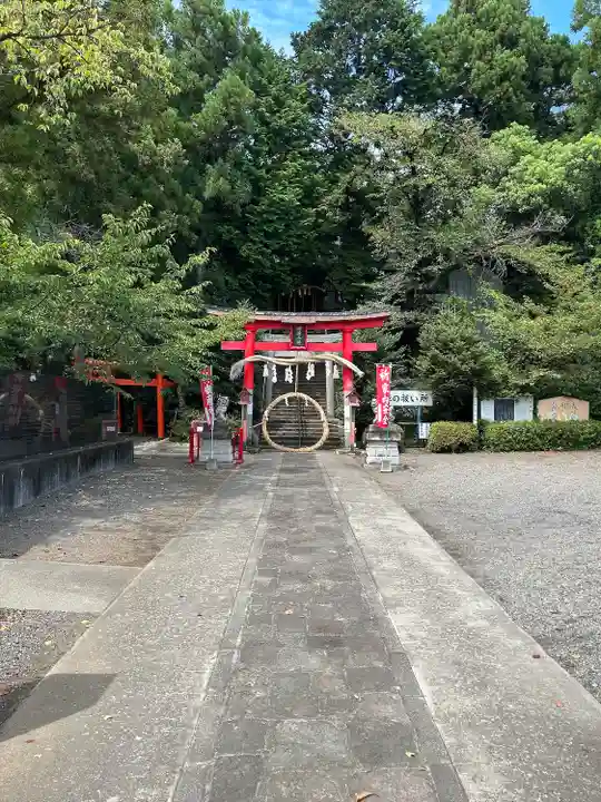 烏子稲荷神社の鳥居