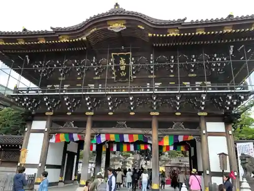成田山新勝寺の山門・神門