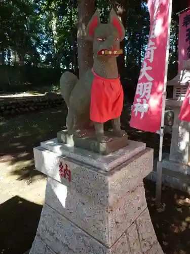 大泉諏訪神社の狛犬