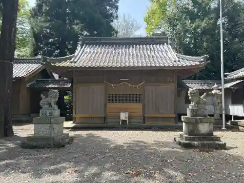 南宮御旅神社の本殿・本堂