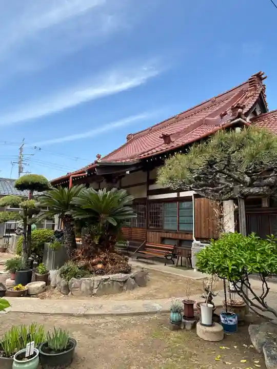 如法寺の本殿・本堂