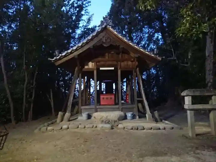 日吉社(牛田町)の本殿・本堂