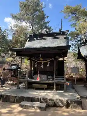 大成龍神社の{uncategorized: "未分類", other: "その他", undefined: "問題あり", building: "その他建物", grave: "お墓", sacred_gate: "鳥居", guardian: "狛犬", statue: "像", buddha: "仏像", history: "歴史", nature: "自然", garden: "庭園", animal: "動物", pagoda: "塔", temizu: "手水舎", mountain_gate: "山門・神門", sanctuary: "本殿・本堂", subordinate: "末社・摂社", art: "芸術", scenery: "景色", jizo: "地蔵", ema: "絵馬", goshuin: "御朱印", omikuji: "おみくじ", items: "授与品その他", amulet: "お守り", goshuincho: "御朱印帳", eats: "食事", festival: "お祭り", votive_dance: "神楽", shichigosan: "七五三参", wedding: "結婚式", experience: "体験その他", initially: "初詣", around: "周辺", anti_infection: "感染症対策"}