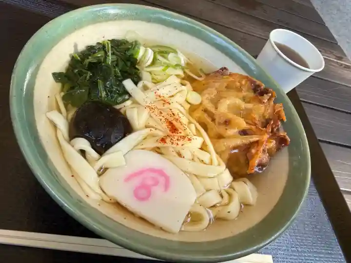 熱田神宮の{uncategorized: "未分類", other: "その他", undefined: "問題あり", building: "その他建物", grave: "お墓", sacred_gate: "鳥居", guardian: "狛犬", statue: "像", buddha: "仏像", history: "歴史", nature: "自然", garden: "庭園", animal: "動物", pagoda: "塔", temizu: "手水舎", mountain_gate: "山門・神門", sanctuary: "本殿・本堂", subordinate: "末社・摂社", art: "芸術", scenery: "景色", jizo: "地蔵", ema: "絵馬", goshuin: "御朱印", omikuji: "おみくじ", items: "授与品その他", amulet: "お守り", goshuincho: "御朱印帳", eats: "食事", festival: "お祭り", votive_dance: "神楽", shichigosan: "七五三参", wedding: "結婚式", experience: "体験その他", initially: "初詣", around: "周辺", anti_infection: "感染症対策"}