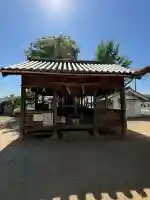 十三軒屋荒神社の{uncategorized: "未分類", other: "その他", undefined: "問題あり", building: "その他建物", grave: "お墓", sacred_gate: "鳥居", guardian: "狛犬", statue: "像", buddha: "仏像", history: "歴史", nature: "自然", garden: "庭園", animal: "動物", pagoda: "塔", temizu: "手水舎", mountain_gate: "山門・神門", sanctuary: "本殿・本堂", subordinate: "末社・摂社", art: "芸術", scenery: "景色", jizo: "地蔵", ema: "絵馬", goshuin: "御朱印", omikuji: "おみくじ", items: "授与品その他", amulet: "お守り", goshuincho: "御朱印帳", eats: "食事", festival: "お祭り", votive_dance: "神楽", shichigosan: "七五三参", wedding: "結婚式", experience: "体験その他", initially: "初詣", around: "周辺", anti_infection: "感染症対策"}