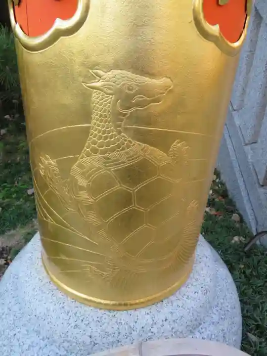 穴八幡宮の芸術