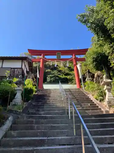 粉河産土神社（たのもしの宮）の山門・神門