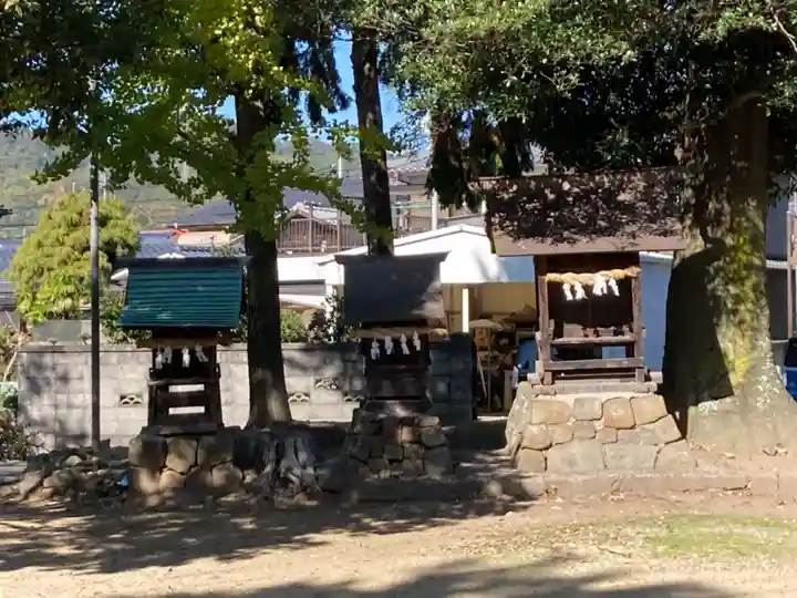 素鵞神社の末社・摂社