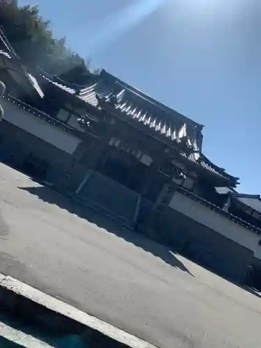 吸江寺の山門