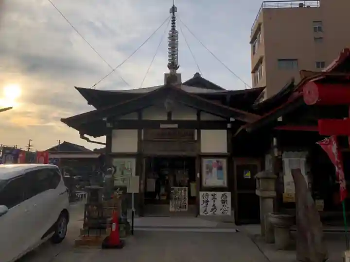 牛玉山観音寺の末社・摂社
