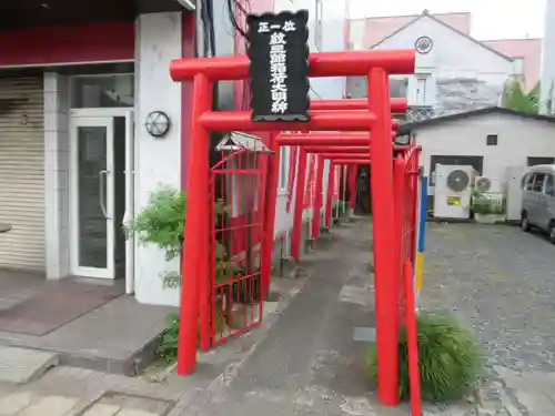 紋三郎稲荷神社(栃木県)