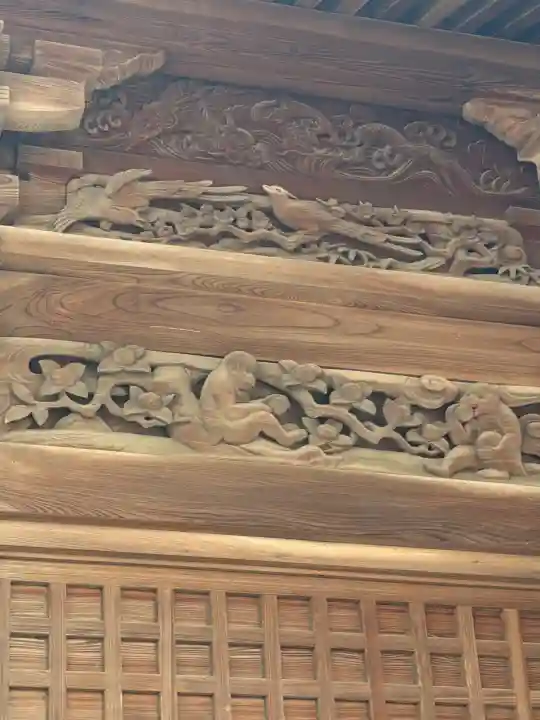 日吉神社の{uncategorized: "未分類", other: "その他", undefined: "問題あり", building: "その他建物", grave: "お墓", sacred_gate: "鳥居", guardian: "狛犬", statue: "像", buddha: "仏像", history: "歴史", nature: "自然", garden: "庭園", animal: "動物", pagoda: "塔", temizu: "手水舎", mountain_gate: "山門・神門", sanctuary: "本殿・本堂", subordinate: "末社・摂社", art: "芸術", scenery: "景色", jizo: "地蔵", ema: "絵馬", goshuin: "御朱印", omikuji: "おみくじ", items: "授与品その他", amulet: "お守り", goshuincho: "御朱印帳", eats: "食事", festival: "お祭り", votive_dance: "神楽", shichigosan: "七五三参", wedding: "結婚式", experience: "体験その他", initially: "初詣", around: "周辺", anti_infection: "感染症対策"}