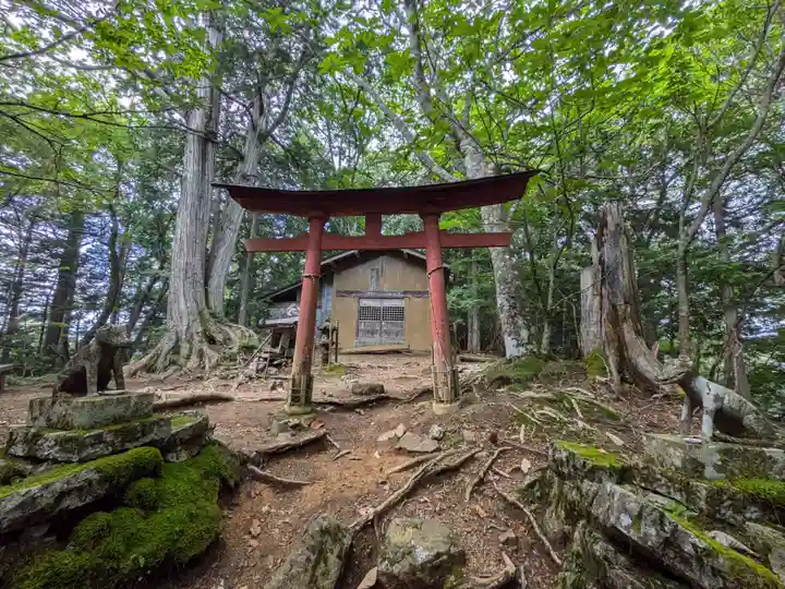 両神神社 奥社のその他建物