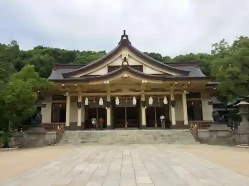 湊川神社の本殿・本堂