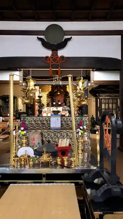 積善院の本殿・本堂