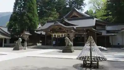 白山比咩神社の本殿・本堂