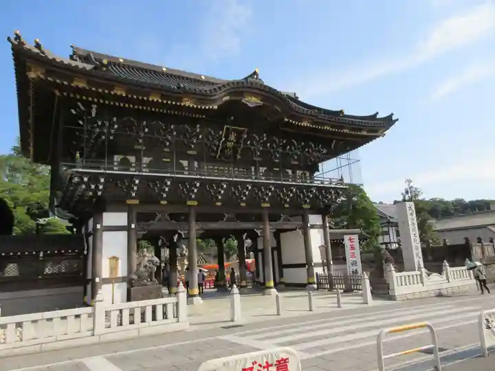 成田山新勝寺の山門・神門
