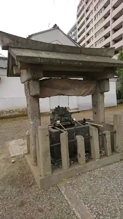 西早稲田天祖神社の手水舎