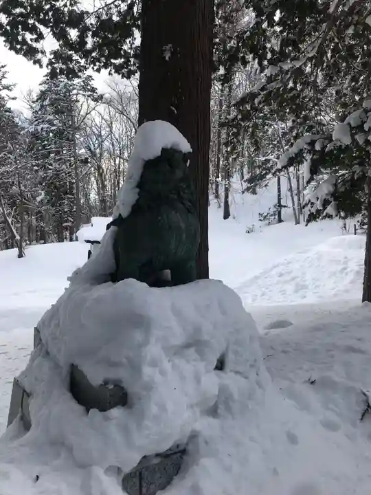 由仁神社(北海道)