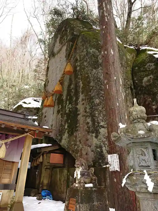 石割神社の自然
