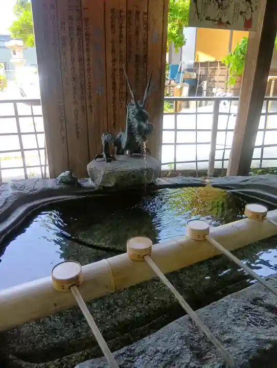 伊奴神社の{uncategorized: "未分類", other: "その他", undefined: "問題あり", building: "その他建物", grave: "お墓", sacred_gate: "鳥居", guardian: "狛犬", statue: "像", buddha: "仏像", history: "歴史", nature: "自然", garden: "庭園", animal: "動物", pagoda: "塔", temizu: "手水舎", mountain_gate: "山門・神門", sanctuary: "本殿・本堂", subordinate: "末社・摂社", art: "芸術", scenery: "景色", jizo: "地蔵", ema: "絵馬", goshuin: "御朱印", omikuji: "おみくじ", items: "授与品その他", amulet: "お守り", goshuincho: "御朱印帳", eats: "食事", festival: "お祭り", votive_dance: "神楽", shichigosan: "七五三参", wedding: "結婚式", experience: "体験その他", initially: "初詣", around: "周辺", anti_infection: "感染症対策"}