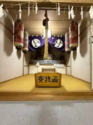 水無山神神社の{uncategorized: "未分類", other: "その他", undefined: "問題あり", building: "その他建物", grave: "お墓", sacred_gate: "鳥居", guardian: "狛犬", statue: "像", buddha: "仏像", history: "歴史", nature: "自然", garden: "庭園", animal: "動物", pagoda: "塔", temizu: "手水舎", mountain_gate: "山門・神門", sanctuary: "本殿・本堂", subordinate: "末社・摂社", art: "芸術", scenery: "景色", jizo: "地蔵", ema: "絵馬", goshuin: "御朱印", omikuji: "おみくじ", items: "授与品その他", amulet: "お守り", goshuincho: "御朱印帳", eats: "食事", festival: "お祭り", votive_dance: "神楽", shichigosan: "七五三参", wedding: "結婚式", experience: "体験その他", initially: "初詣", around: "周辺", anti_infection: "感染症対策"}