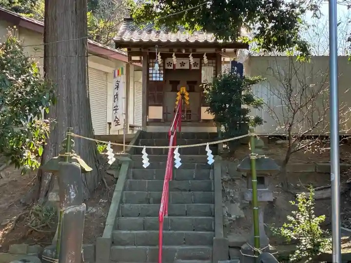 永谷天満宮の{uncategorized: "未分類", other: "その他", undefined: "問題あり", building: "その他建物", grave: "お墓", sacred_gate: "鳥居", guardian: "狛犬", statue: "像", buddha: "仏像", history: "歴史", nature: "自然", garden: "庭園", animal: "動物", pagoda: "塔", temizu: "手水舎", mountain_gate: "山門・神門", sanctuary: "本殿・本堂", subordinate: "末社・摂社", art: "芸術", scenery: "景色", jizo: "地蔵", ema: "絵馬", goshuin: "御朱印", omikuji: "おみくじ", items: "授与品その他", amulet: "お守り", goshuincho: "御朱印帳", eats: "食事", festival: "お祭り", votive_dance: "神楽", shichigosan: "七五三参", wedding: "結婚式", experience: "体験その他", initially: "初詣", around: "周辺", anti_infection: "感染症対策"}