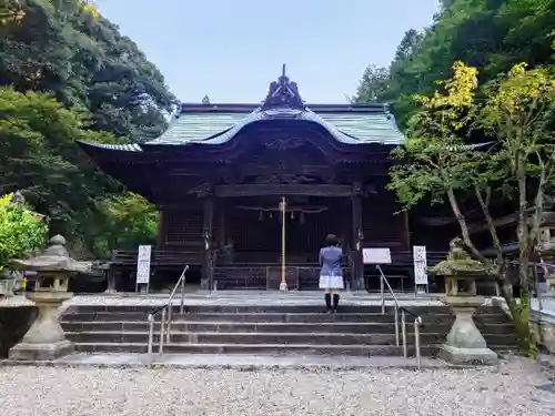 内々神社の本殿