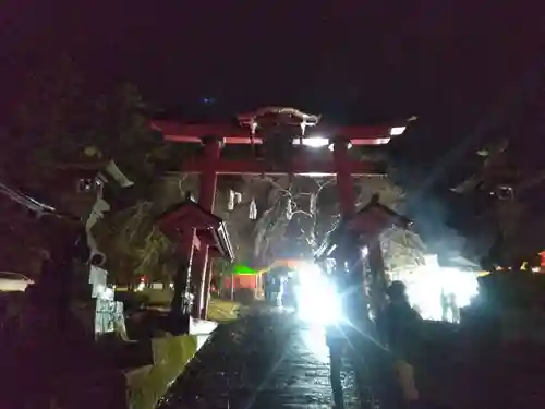 高尾穂見神社の鳥居